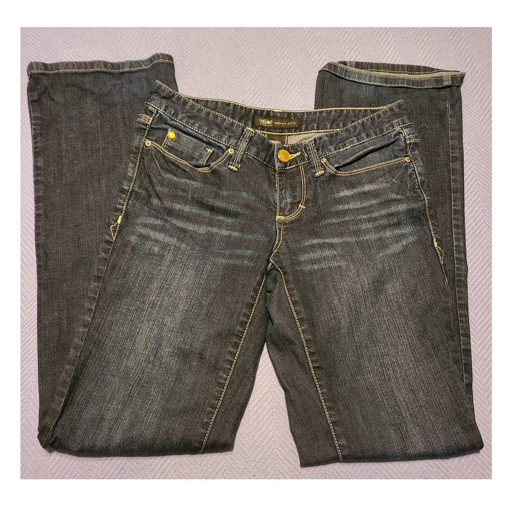 Mossimo Jeans Women's Size 2 Premium Denim Straight Leg Button 5-Pockets (AE4)